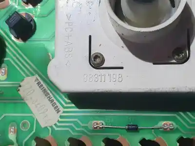 Pièce détachée automobile d'occasion COMPTEUR DE VITESSE TABLEAU DE BORD pour PEUGEOT 405  Références OEM IAM 9619375080  