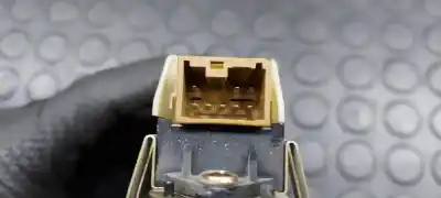 Автозапчастина б/у управління склами задніх правіх для mitsubishi l 200 k6 7 2500 td glx 4-ptas. посилання на oem iam 513831   Автозапчастина б/у управління склами задніх правіх для mitsubishi l 200 k6 7 2500 td glx 4-ptas. посилання на oem iam 513831