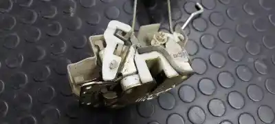 Second-hand car spare part rear right door lock for mitsubishi l 200 k6 7 2500 td glx 4-ptas. oem iam references   