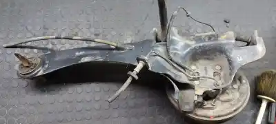 Pezzo di ricambio per auto di seconda mano SNODO POSTERIORE SINISTRO per FORD FOCUS  Riferimenti OEM IAM 8209116  1355136