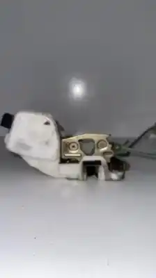 Автозапчастина б/у замок передній праві двері для mitsubishi l 200 k6 7 2500 td glx 4-ptas. посилання на oem iam   