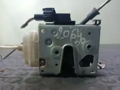 Автозапчастина б/у замок передній праві двері для audi a4 avant (8e) 1.8 t quattro посилання на oem iam 8d1837015  