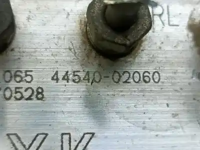 Peça sobressalente para automóvel em segunda mão abs por toyota auris básico referências oem iam 4454002060  