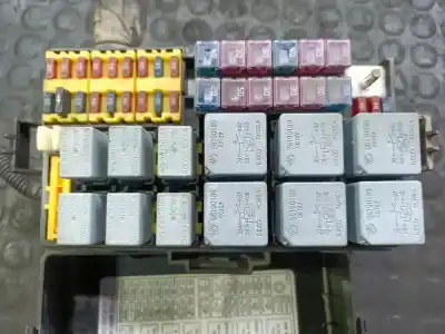 Second-hand car spare part fuse box unit for daewoo tacuma cdxplus oem iam references 96399082  