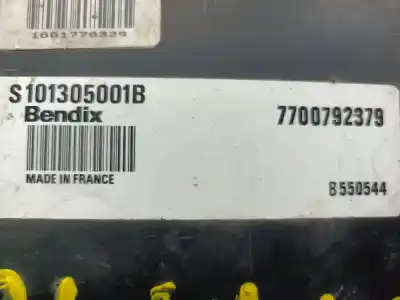 Pezzo di ricambio per auto di seconda mano Centralina Motore per RENAULT 19 PORTON TRASERO B C53 Riferimenti OEM IAM 7700792379  