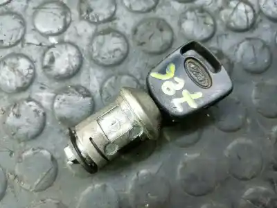 Peça sobressalente para automóvel em segunda mão comutador de ignição por ford fiesta berlina referências oem iam m179a  