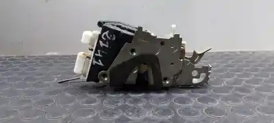 Second-hand car spare part left front door lock for peugeot 605 srti oem iam references 