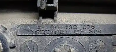 Автозапчасти б/у задняя левая наружная ручка за dacia logan k7j710 ссылки oem iam 7700433075