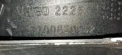 Second-hand car spare part left tailgate light for renault laguna (b56) 1.8 16v rt oem iam references 7700820052  