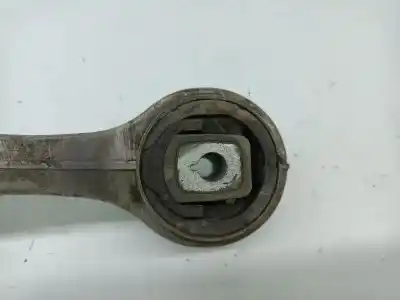 Peça sobressalente para automóvel em segunda mão Braço De Suspensão Inferior Esquerdo Dianteiro por AUDI A4 (8D2, B5) Gasolina 1999 4P Referências OEM IAM 4D0407695J  