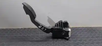 Second-hand car spare part accelerator pedal for opel corsa d a12xer oem iam references 13305804