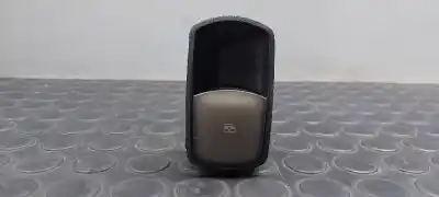 Second-hand car spare part right front power window switch for opel corsa d corsa d oem iam references 13206806rt  