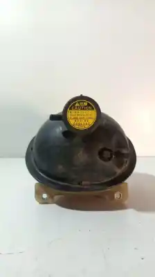 Second-hand car spare part Coolant Expansion Tank for TOYOTA COROLLA (E11) 2.0 D-4D Linea Sol OEM IAM references   