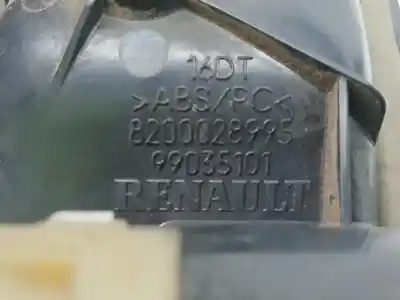 Автозапчастина б/у усередині передня права ручка для renault clio ii fase ii b cb0 authentique посилання на oem iam 8200028995  