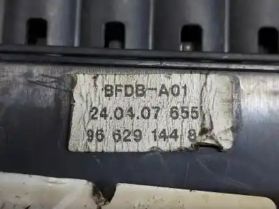 Peça sobressalente para automóvel em segunda mão caixa de fusíveis e relés por citroen c4 picasso 9hzdv6ted4 referências oem iam 9662914480  