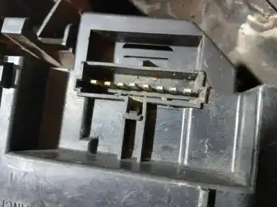 Second-hand car spare part left tailgate light for renault 19 hatchback b c53 gtr oem iam references 87048  77007839