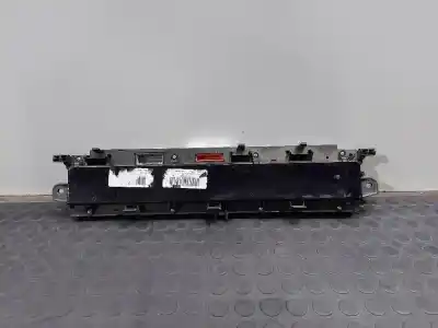 Pièce détachée automobile d'occasion COMPTEUR DE VITESSE TABLEAU DE BORD pour RENAULT SCÉNIC II (JM0/1_)  Références OEM IAM P8200704463A  216693999