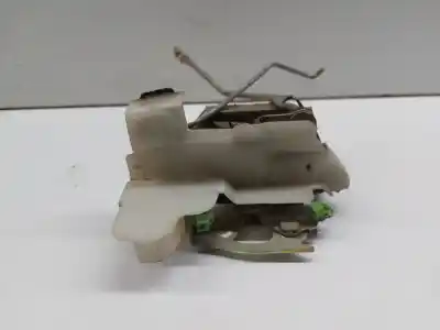 Second-hand car spare part front right door lock for mitsubishi l 200 k6 7 2500 td glx 4-ptas. oem iam references   