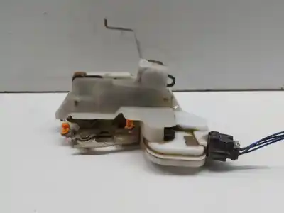 Second-hand car spare part left front door lock for mitsubishi l 200 k6 7 2500 td glx 4-ptas. oem iam references    Second-hand car spare part left front door lock for mitsubishi l 200 k6 7 2500 td glx 4-ptas. oem iam references