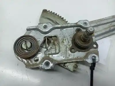 Second-hand car spare part passenger side right window regulator for mitsubishi l 200 k6 7 2500 td glx 4-ptas. oem iam references   