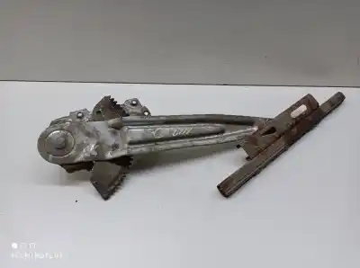 Second-hand car spare part passenger side right window regulator for mitsubishi l 200 k6 7 2500 td glx 4-ptas. oem iam references   