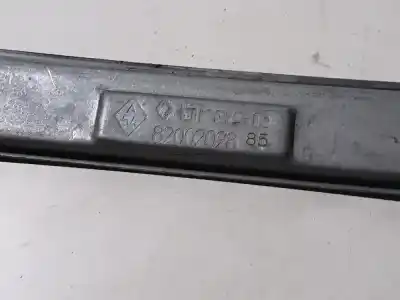 Автозапчастина б/у регулятор переднього правого скла для renault clio ii fase ii b cb0 authentique посилання на oem iam 82002098  