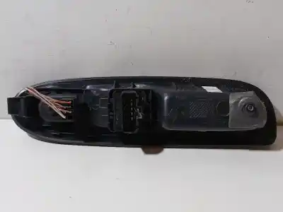 Автозапчастина б/у передні вікний вмикач для renault clio ii fase ii b cb0 authentique посилання на oem iam 8200084008  