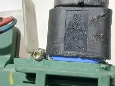 Recambio de automóvil de segunda mano de CERRADURA PUERTA DELANTERA DERECHA para VOLKSWAGEN POLO  referencias OEM IAM 1J0973714  