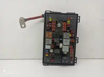 Peça sobressalente para automóvel em segunda mão caixa de fusíveis e relés por opel zafira c excellence start stop referências oem iam c11000139