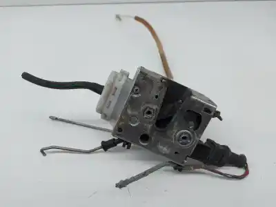 Pezzo di ricambio per auto di seconda mano serratura porta anteriore sinistra per audi 100 berlina (c4) europa riferimenti oem iam 