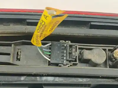 Peça sobressalente para automóvel em segunda mão FAROLIM TRASEIRO DIREITO por RENAULT KANGOO  Referências OEM IAM X76PH2  