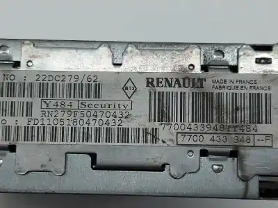 Peça sobressalente para automóvel em segunda mão sistema de áudio / rádio cd por renault master ii phase 2 caja cerrada 2.5 dci diesel cat referências oem iam 7700433948