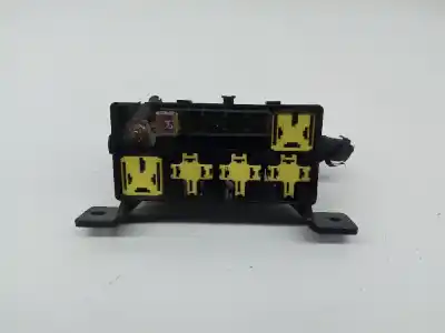 Second-hand car spare part fuse box unit for kia sorento 2.5 crdi concept oem iam references 0k53a67bx1  