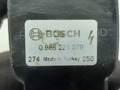 Pezzo di ricambio per auto di seconda mano Bobina Di Accensione per RENAULT CAPTUR Limited Riferimenti OEM IAM 0986221079  