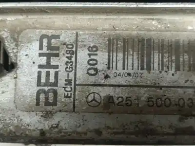Peça sobressalente para automóvel em segunda mão Radiador De água por CLASE C CLASE M ML 280 CDI 4matic 164.120 Referências OEM IAM A2515000303  