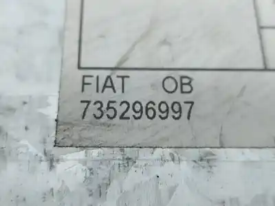Pezzo di ricambio per auto di seconda mano IMPIANTO AUDIO / RADIO CD per FIAT STILO (192)  Riferimenti OEM IAM 735296997  