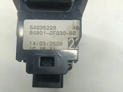Peça sobressalente para automóvel em segunda mão botão / interruptor elevador vidro traseiro direito por toyota corolla verso (r1) 2.2 d-4d luna referências oem iam 54035228