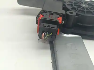 Peça sobressalente para automóvel em segunda mão elevador de vidros dianteira esquerda por corsa corsa c 1.7 16v dti referências oem iam 72005001  