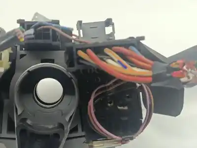Second-hand car spare part multifunction switch for renault scenic rx4 (ja0) 1.9 dci salomon oem iam references v7700428202  76020910