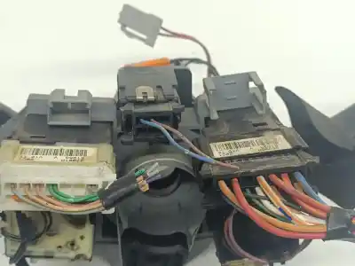 Peça sobressalente para automóvel em segunda mão Comandos De Alavanca por RENAULT SCENIC RX4 (JA0) 1.9 dCi Salomon Referências OEM IAM V7700428202  76020910