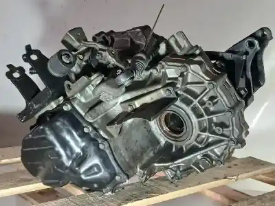 Pièce détachée automobile d'occasion boîte de vitesses pour toyota corolla (e12) 2.0 d-4d linea luna berlina références oem iam   