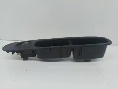 Автозапчасти б/у ВЫКЛЮЧАТЕЛЬ ПЕРЕДНЕГО ПРАВОГО ОКНА за FIAT GRANDE PUNTO (199)  ссылки OEM IAM 735500049  