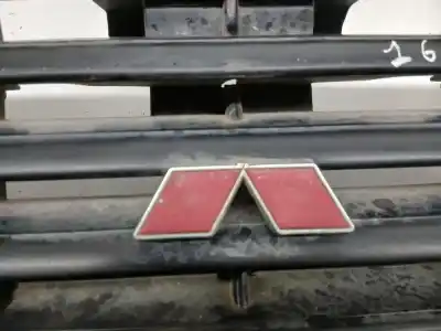 Автозапчастина б/у передня решіта для mitsubishi montero v20 v40 2800 td american dream 2ptas. посилання на oem iam mb64572021  