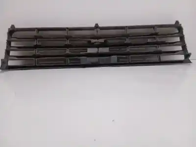 Автозапчастина б/у передня решіта для mitsubishi montero v20 v40 2800 td american dream 2ptas. посилання на oem iam mb64572021  