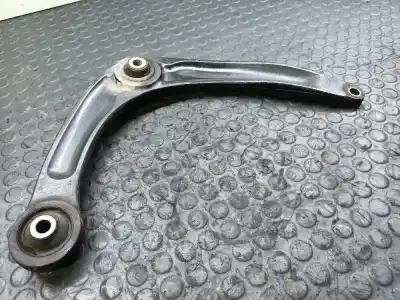 Pezzo di ricambio per auto di seconda mano braccio di sospensione anteriore sinistro inferiore per citroen c4 picasso 9hzdv6ted4 riferimenti oem iam 3610027000  