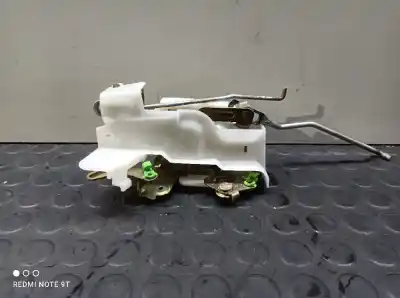 Second-hand car spare part front right door lock for mitsubishi l 200 k6 7 2500 td glx 4-ptas. oem iam references 