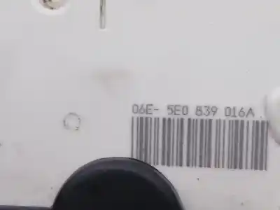 Pezzo di ricambio per auto di seconda mano serratura porta posteriore destra per skoda rapid elegance riferimenti oem iam 06e5e0839016a   Pezzo di ricambio per auto di seconda mano serratura porta posteriore destra per skoda rapid elegance riferimenti oem iam 06e5e0839016a