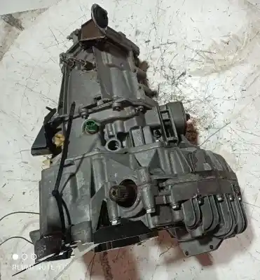 Pièce détachée automobile d'occasion boîte de vitesses pour renault traffic t 1100 références oem iam 7700599287  