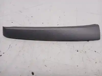 Peça sobressalente para automóvel em segunda mão moldagem por kia sorento 2.5 crdi active referências oem iam 847803e500