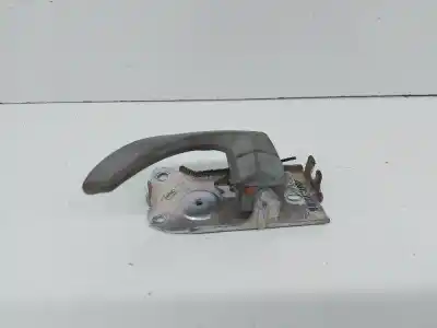 Second-hand car spare part interior left front handle for kia sorento 2.5 crdi active oem iam references   